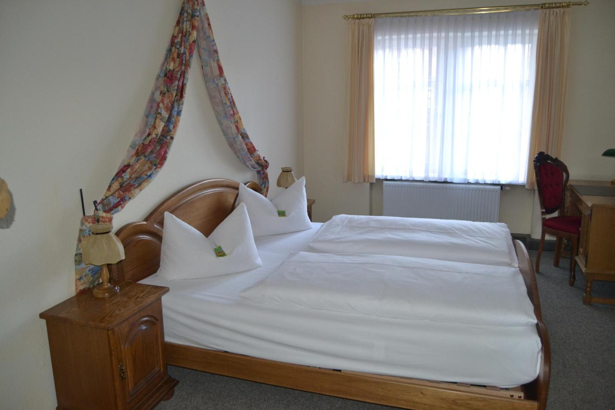 Hotel Anker Saalfeld Saale ห้อง รูปภาพ
