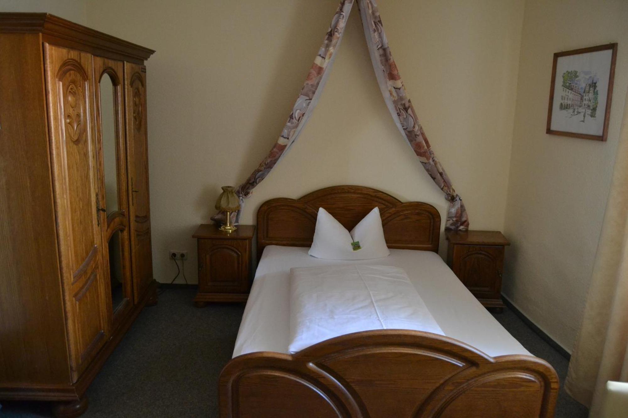 Hotel Anker Saalfeld Saale ห้อง รูปภาพ