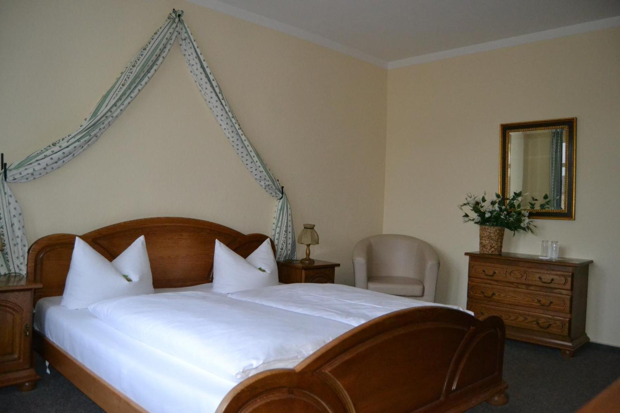 Hotel Anker Saalfeld Saale ห้อง รูปภาพ