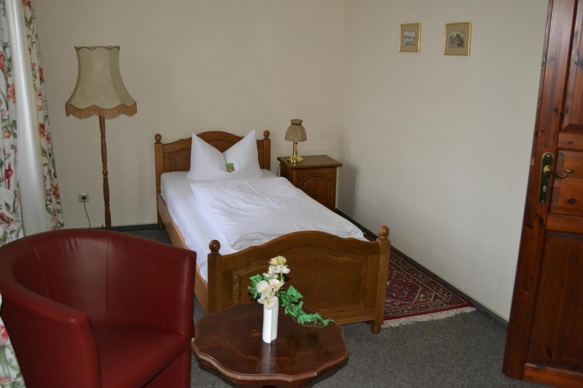 Hotel Anker Saalfeld Saale ห้อง รูปภาพ